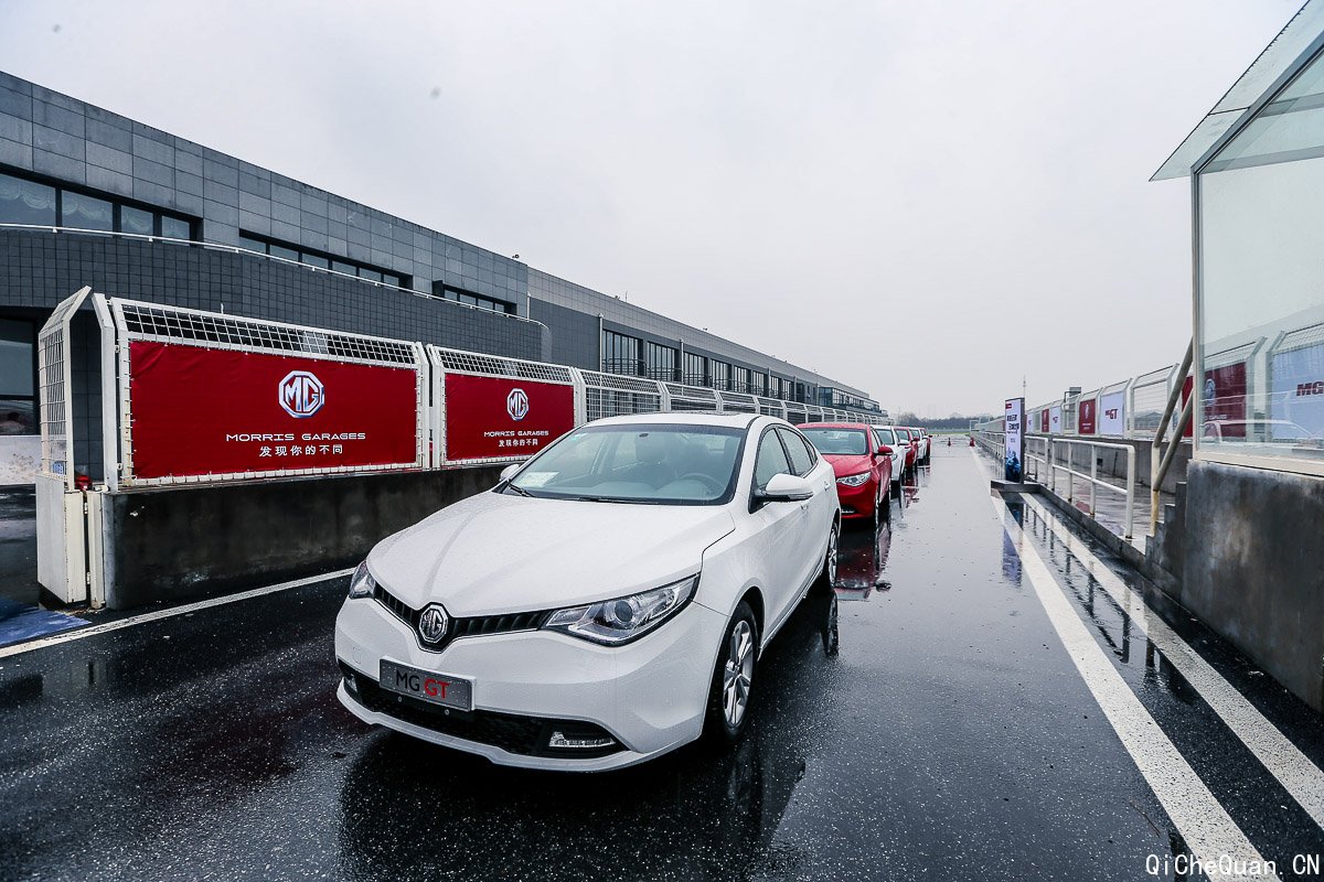 ͼ4��MG GT-ǰ45��.jpg