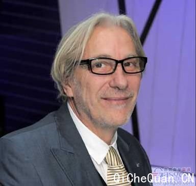 Ӣ�����������Ʒս�Ը��ܲ� 4��1����Ч