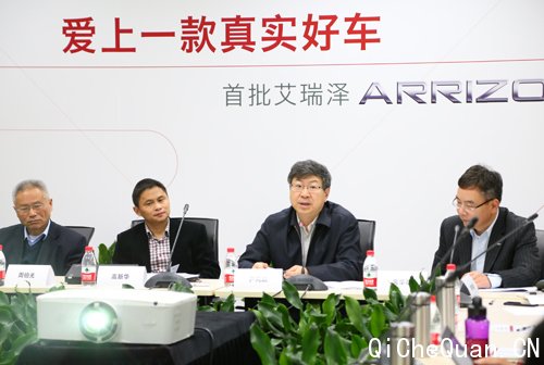 ����ɷ����޹�˾���³���ͬԾЯ��˾�߲��밬����7�����û��������潻��