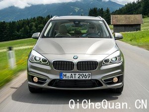 () 2ϵActive Tourer 2014 225i