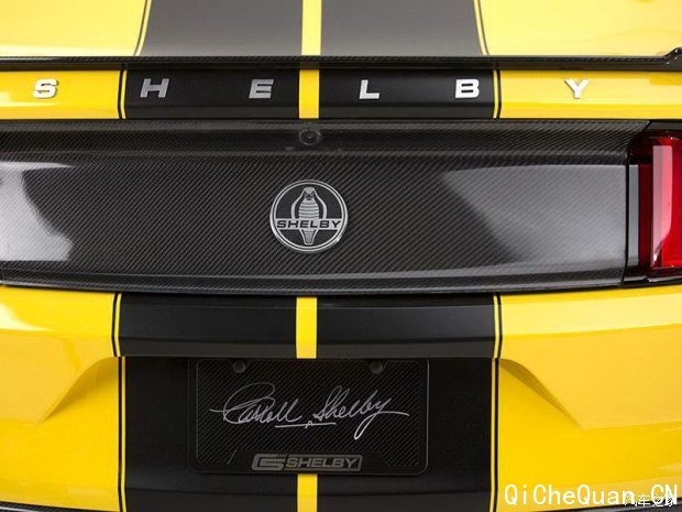 () Ұ 2015 Shelby GT