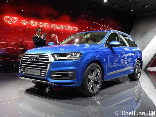 µ() µQ7 2017 e-tron 3.0 TDI quattro