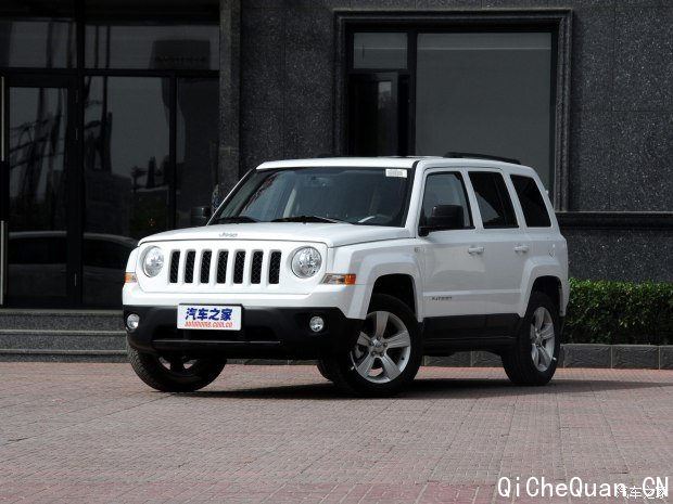 Jeep() ɿ 2014 2.0L ˶ǿ
