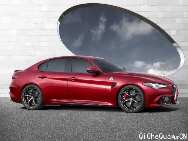 ŷ Giulia 2015 